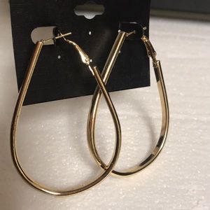 CRISTA STEPHEN Gold Tone Elongated Hoop Earrings